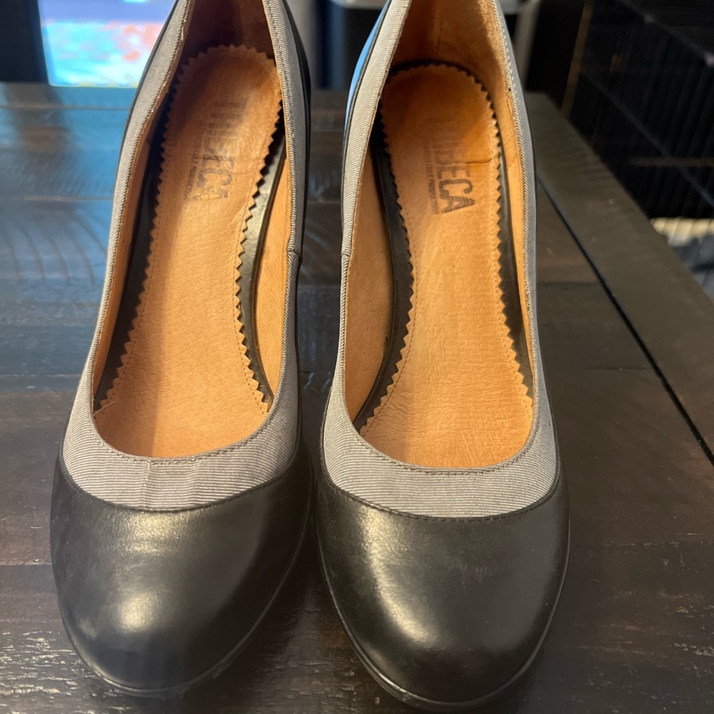 Tribeca by Kenneth Cole heels. Black and grey